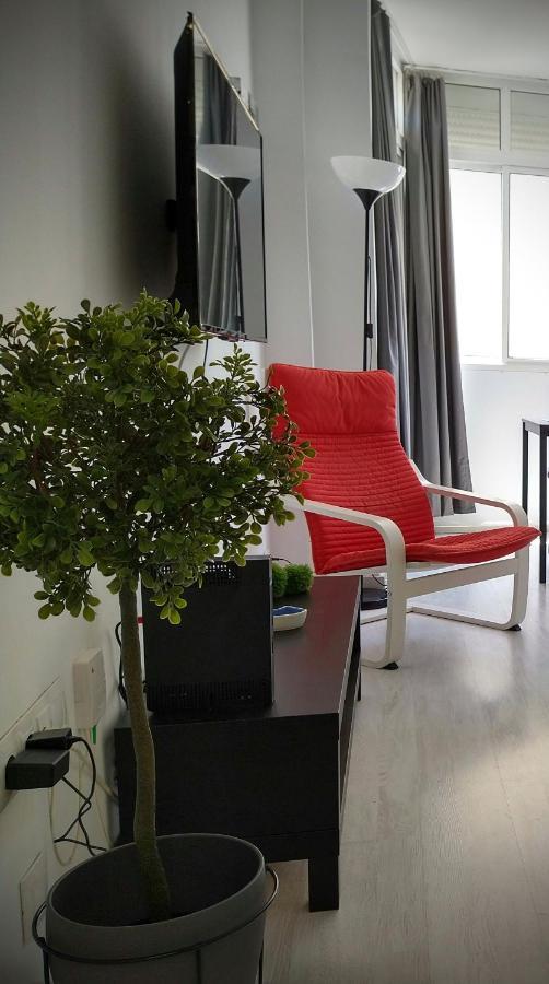 Amplio Estudio,Vista Mar Y Montana, A Pasos Del Centro Torremolinos Exterior foto